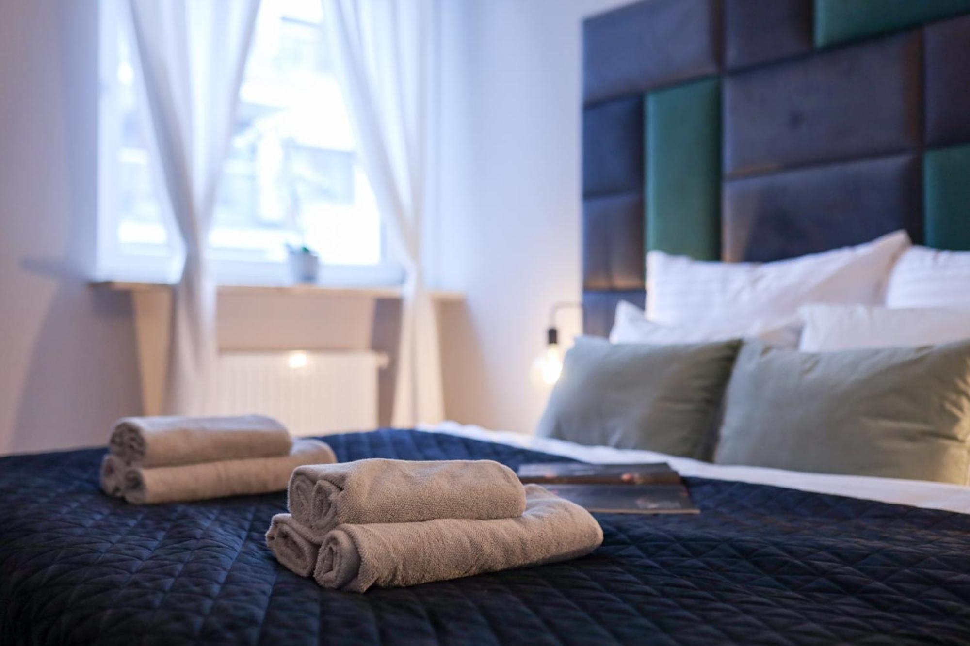 Six Dreams Spot Apartment Poznan Ngoại thất bức ảnh