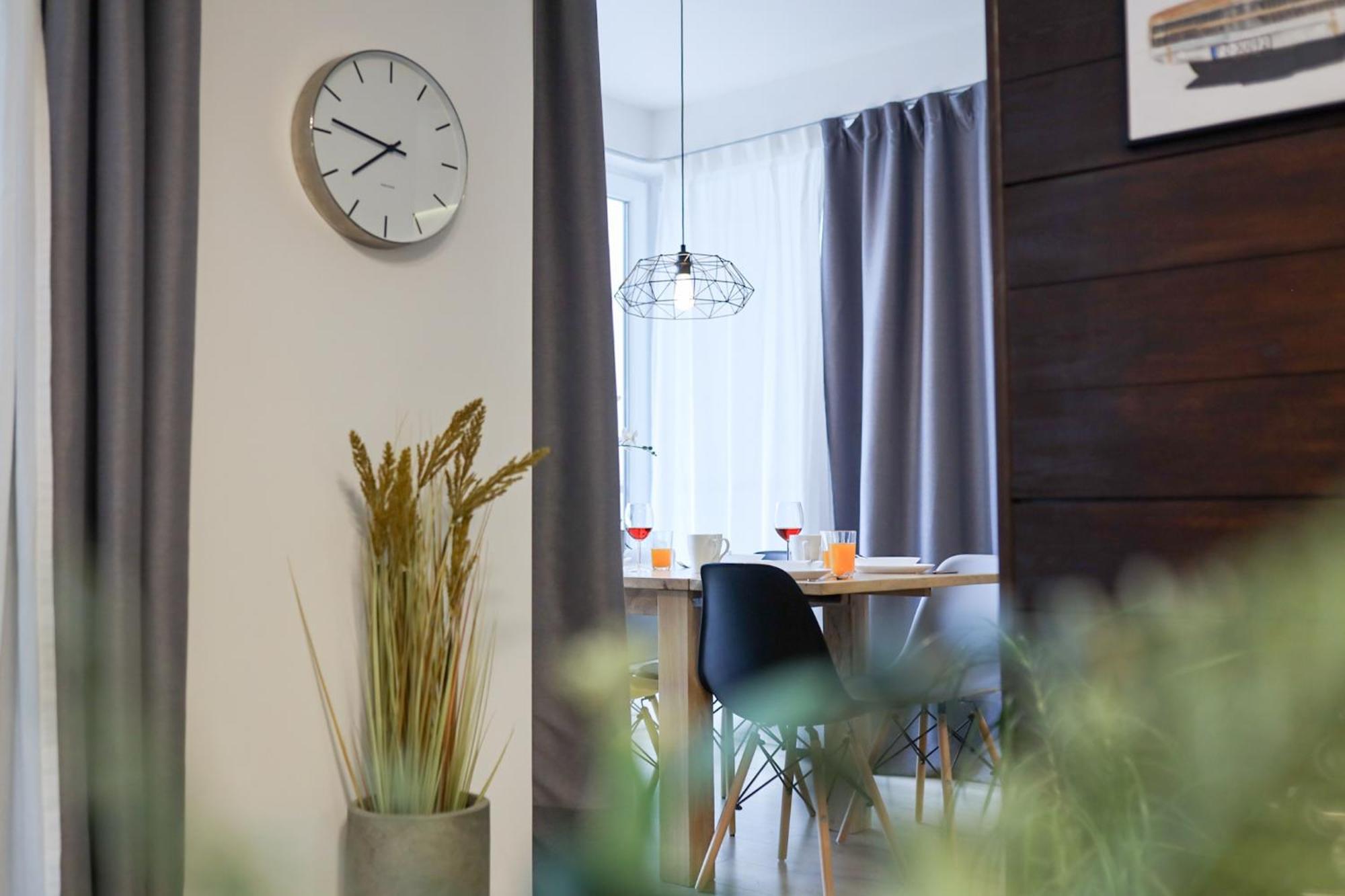 Six Dreams Spot Apartment Poznan Ngoại thất bức ảnh